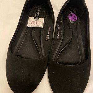 short black sneakers